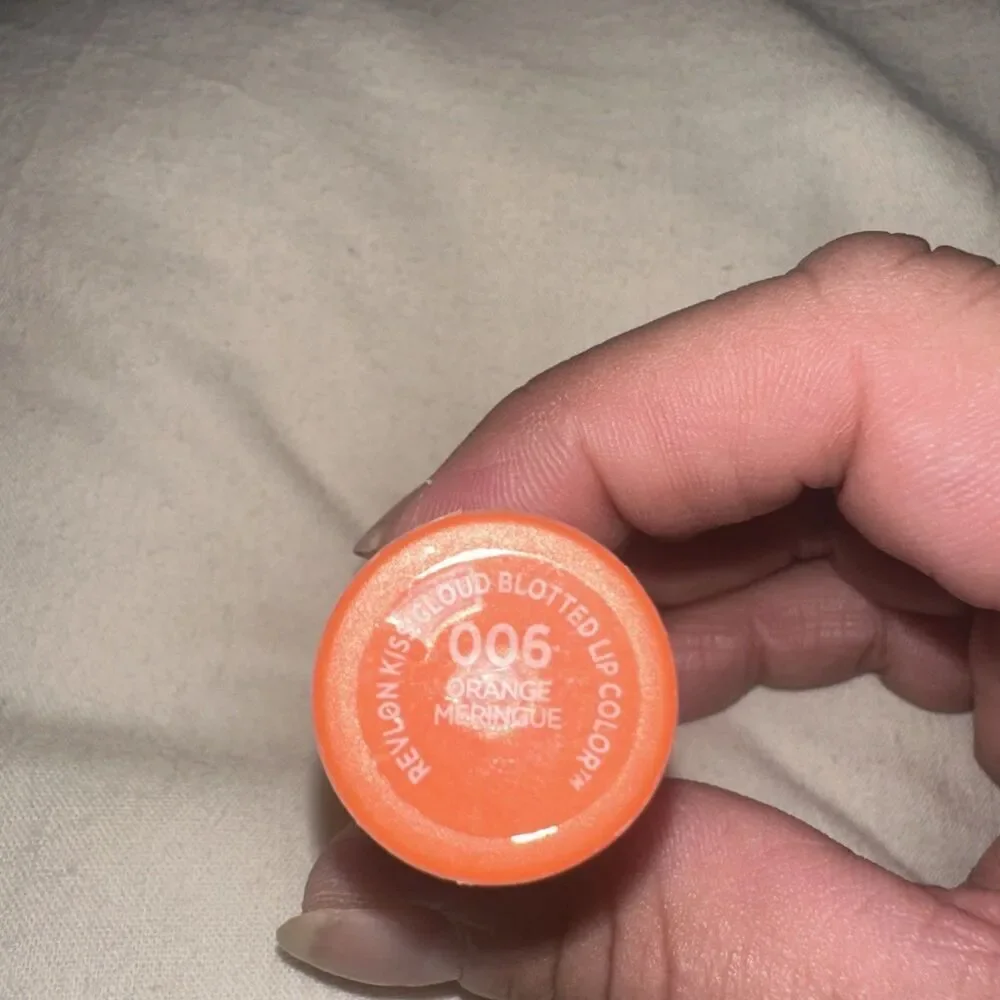 Revlon Kiss Cloud Blotted Lip Color 006 Orange Meringue